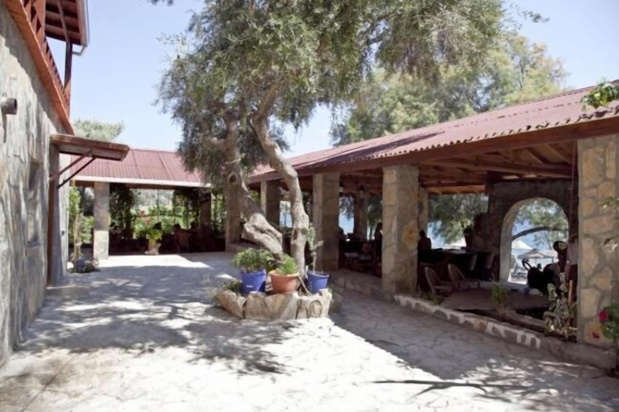 Sahin Motel & Restaurant Yaliciftlik Buitenkant foto