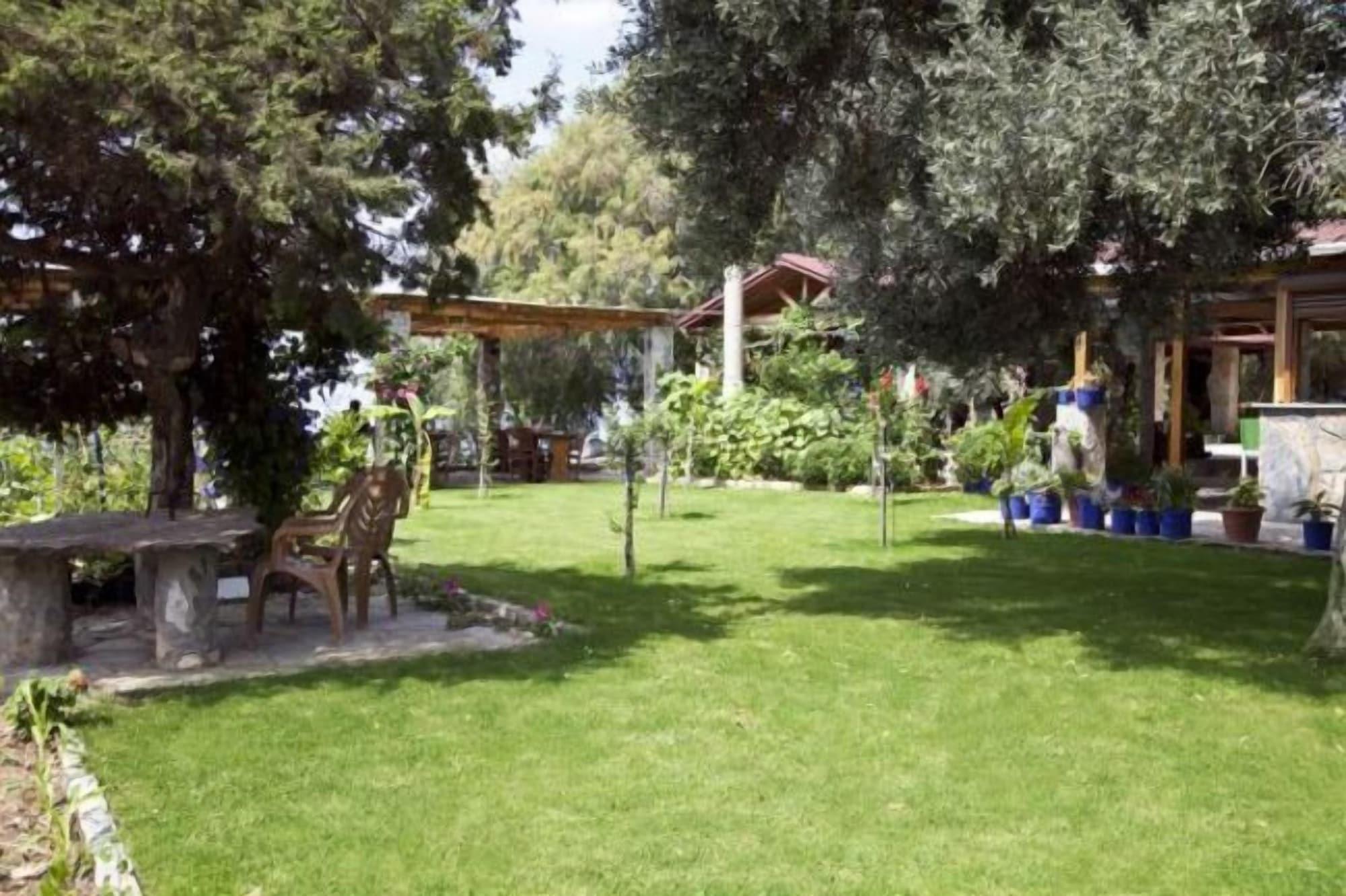 Sahin Motel & Restaurant Yaliciftlik Buitenkant foto