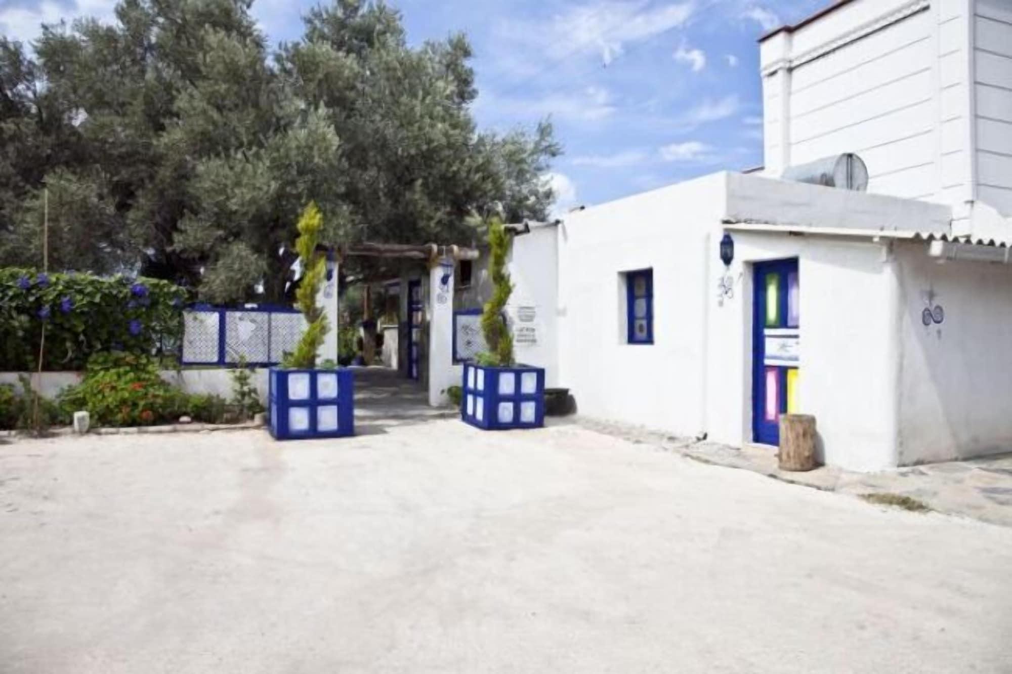 Sahin Motel & Restaurant Yaliciftlik Buitenkant foto