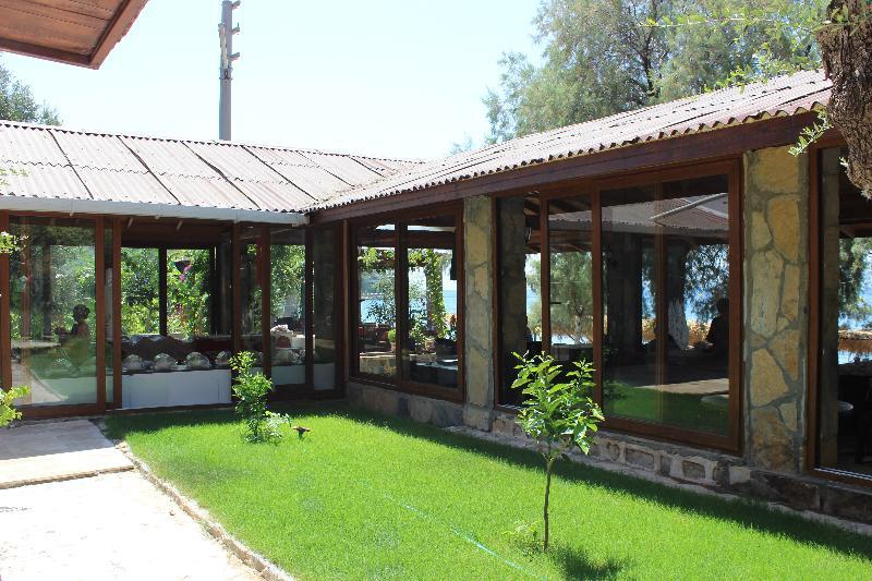 Sahin Motel & Restaurant Yaliciftlik Buitenkant foto
